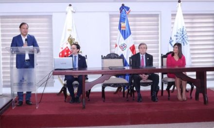 Alcalde Abel Martínez encabeza apertura de importante taller impartido por el CLAD