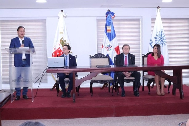 Alcalde Abel Martínez encabeza apertura de importante taller impartido por el CLAD