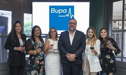 Bupa presenta actualizaciones y reconoce a productores