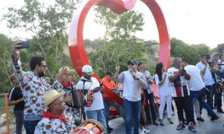 Alcalde Abel Martínez inaugura segunda etapa ciclovía en Circunvalación Sur