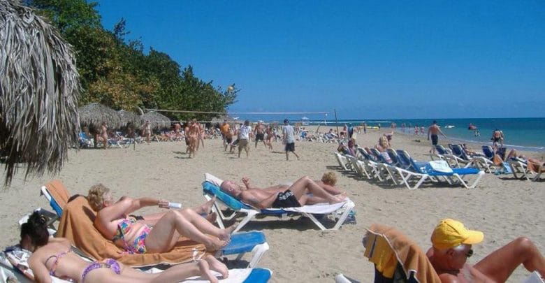 Más de 4 millones 182 mil turistas han visitado RD este año