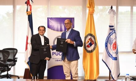 CORAASAN y PUCMM firman acuerdo para promover cultura sostenible de uso racional de agua
