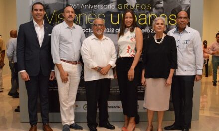 GRUFOS abre exposición “Visiones urbanas” en el Centro de Convenciones UTESA
