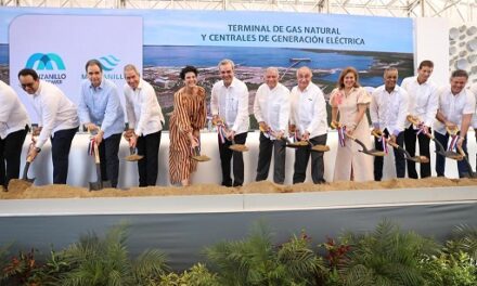 Presidente Abinader dio inicio a construcción de proyecto energético en Manzanillo