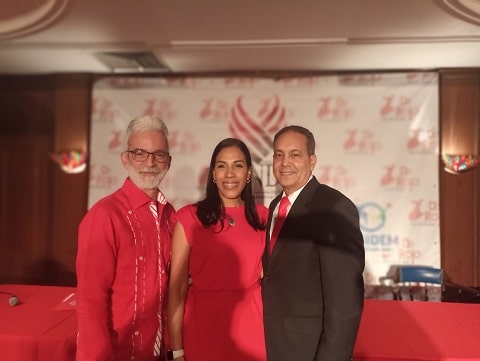 <strong>FUNDO lanza campaña «De rojo por la mujer 2023”</strong>