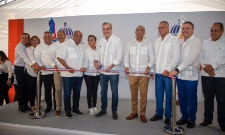 Abinader inaugura carretera Guayubín-Las Matas de Santa Cruz-Copey