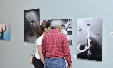 Exposición fotográfica «ITERUM»: Renacer a través del arte