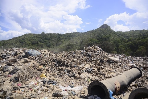 Vertedero a cielo abierto en Puerto Plata requiere solución