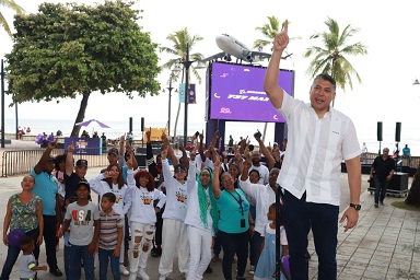 Arajet celebra con el pueblo primer aniversario, lanza programa “Mi Primer Vuelo” 