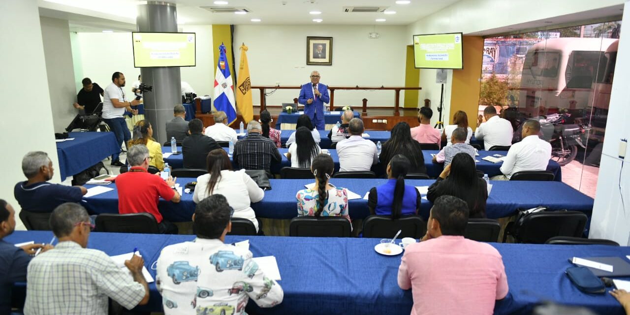 JCE e IESPEC inauguran diplomado dirigido a periodistas