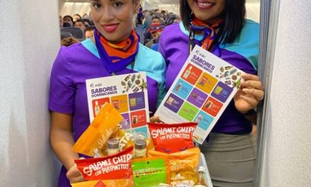 Arajet promueve productos 100% dominicanos en nuevo menú a bordo