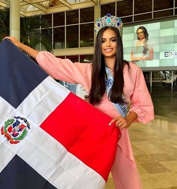 María Victoria Bayo parte rumbo al Miss World