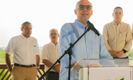 ACIS homenajea a Fernando Capellán en XX Torneo Clásico de Golf
