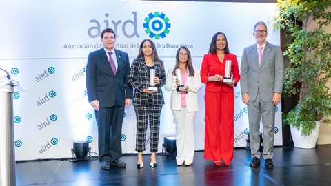 AIRD entrega Premio al Periodismo Industrial