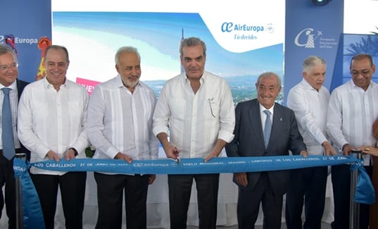 Air Europa inaugura vuelo Madrid – Santiago