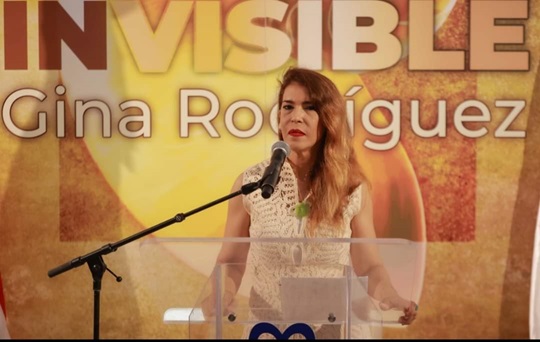 He dicho: Gina Rodríguez, «Invisible»