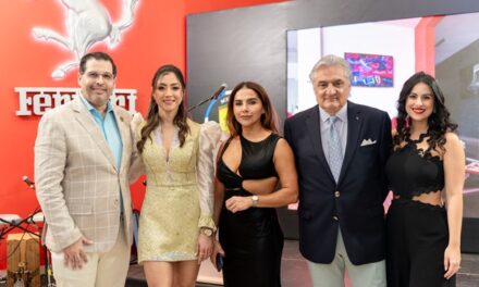 Scudería Dominicana realiza Cabalgata Ferrari