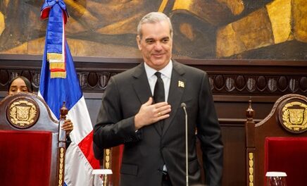 Presidente promulga nueva Constitución reformada, refuerza democracia dominicana