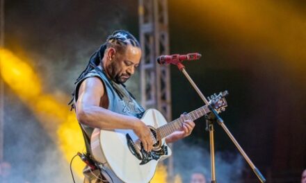 Luis Vargas celebra cuarenta años de carrera artística