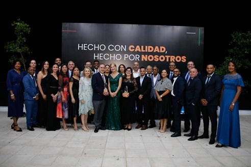 Reid & Compañía, S. A. es reconocida plata por el Premio Nacional a la Calidad del Sector Privado