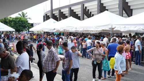 Más de 100 mil personas adquirieron productos para la cena de Nochebuena en Feria Navidad del Cambio con el Inespre