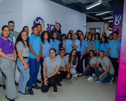 Arajet celebra dos años de programa “Piloto por un día”