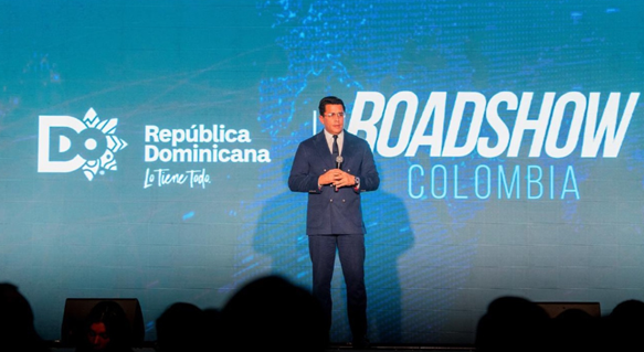 Collado presenta atractivos turísticos de República Dominicana en Colombia