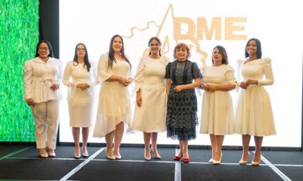 Michelle Ortiz asume la presidencia de ADME