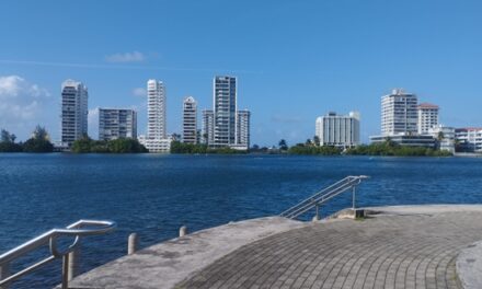 Crónicas monumentales: Lo que necesitas (y no sabías) hacer en Puerto Rico 