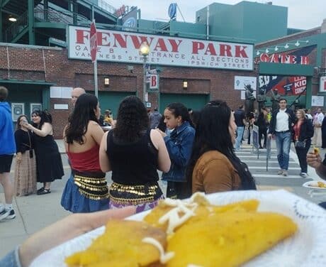 Crónicas monumentales: Siempre nos quedará Boston, Shakira