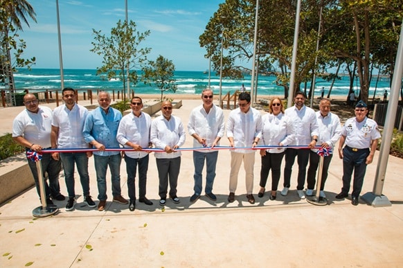 Inauguran Malecón de Haina