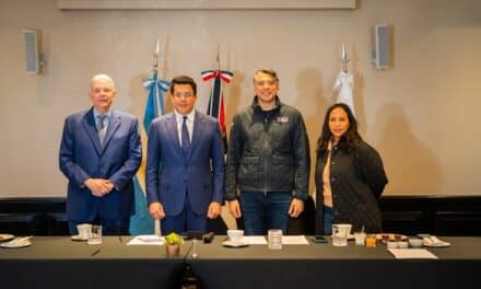 Collado y Arajet anuncian nueva ruta a Córdoba a partir de noviembre