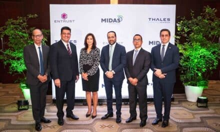 Presentan avances del pasaporte biométrico