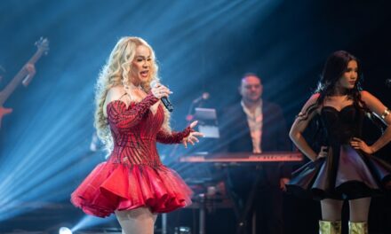 Miriam Cruz a casa llena en Gran Teatro del Cibao