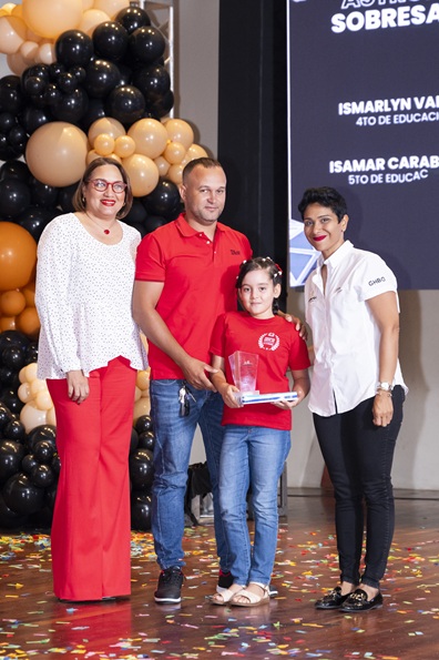 La Aurora fortalece lazos familiares con programas de integración