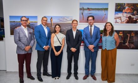 Alianza Francesa de Santiago inaugura exposición FOTOMAR