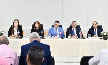 JCE recibe propuestas para aspirantes a miembros de Juntas Electorales en Santiago