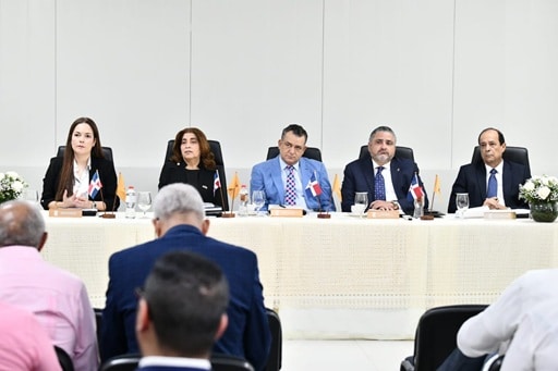 JCE recibe propuestas para aspirantes a miembros de Juntas Electorales en Santiago