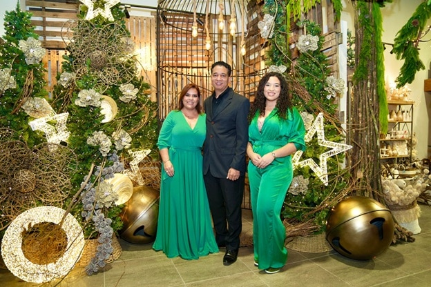 EK Home Design ilumina la Navidad