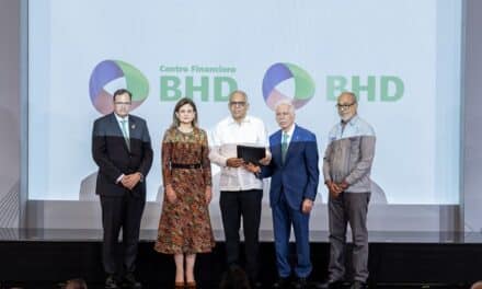 BHD dona RD$100 millones para preservar el Ateneo Amantes de la Luz