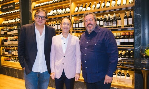 El Catador abre su primera tienda en Santiago