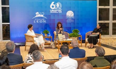 Irene Vallejo comparte su visión sobre la lectura y la escritura