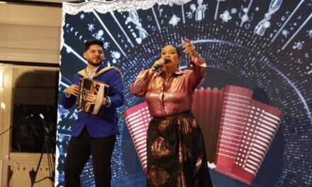 Jayson Guzmán toca junto a Maridalia Hernández en apertura Centro Cultural BanReservas