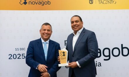 RD recibe premio NovaGob por el programa Burocracia Cero