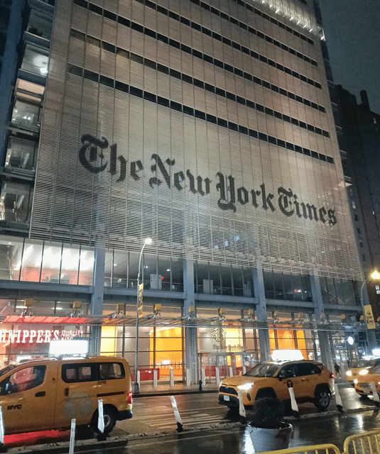 Crónicas monumentales: El migrante y el trabajo: 4:00 AM 