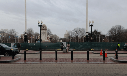 Washington, Peter Pan Bus Lines