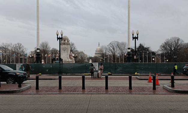 Washington, Peter Pan Bus Lines