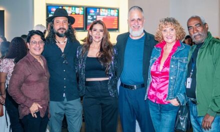 Pachy Méndez actúa en la comedia “La Herencia de los Ramírez”