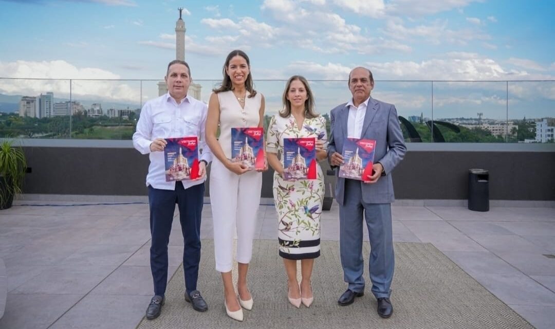 Presentan Visitando Santiago, nueva apuesta editorial para mostrar la ciudad