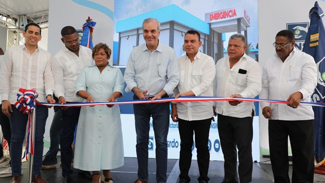 Abinader inaugura Emergencia del Hospital La Victoria y anuncia obras en Santo Domingo Norte